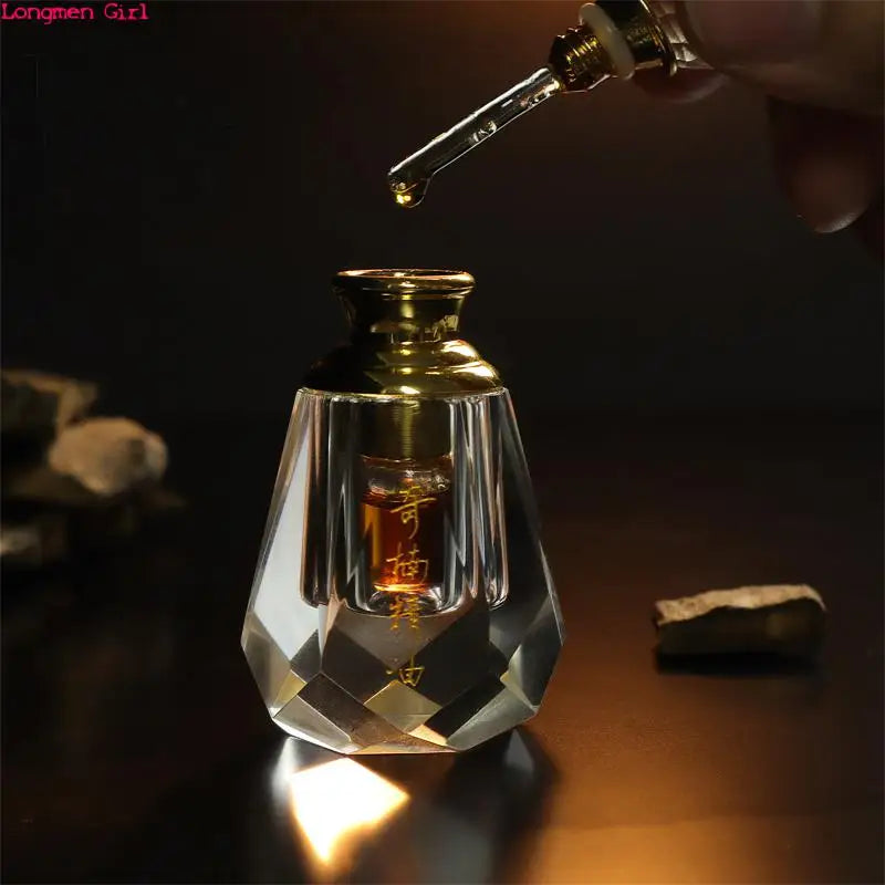 2g/bottle 100% Pure Natural White Kynam High Quality Cambodia Oud Oil Heavy & Lasting Scent Co2 Ultra-low Temperature Extraction